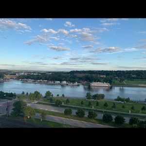 Meet your Posher, Alison